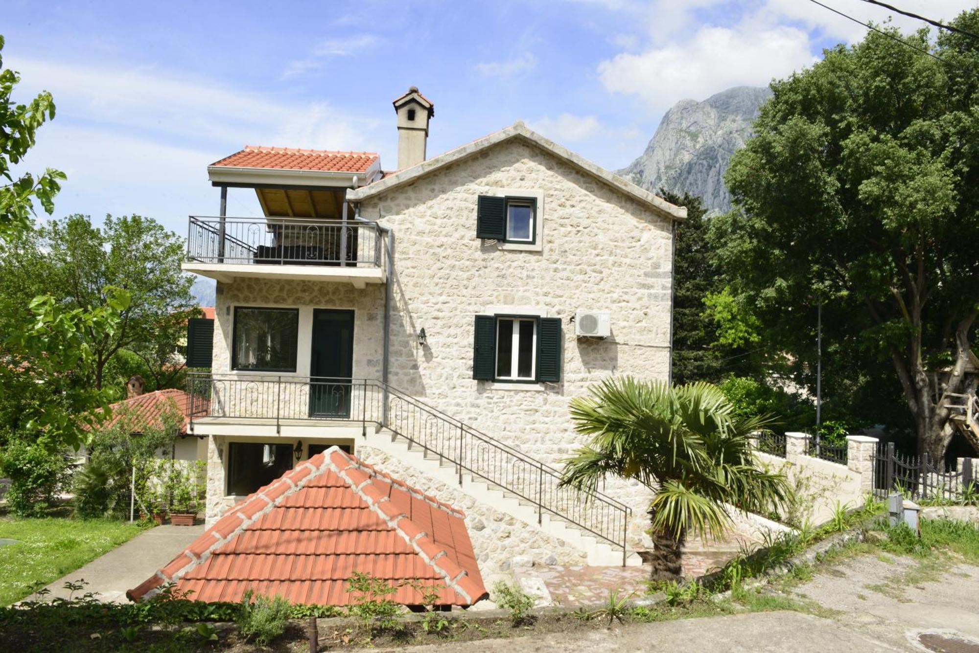 Villa Andrea Apartments With Parking Kotor Exterior photo