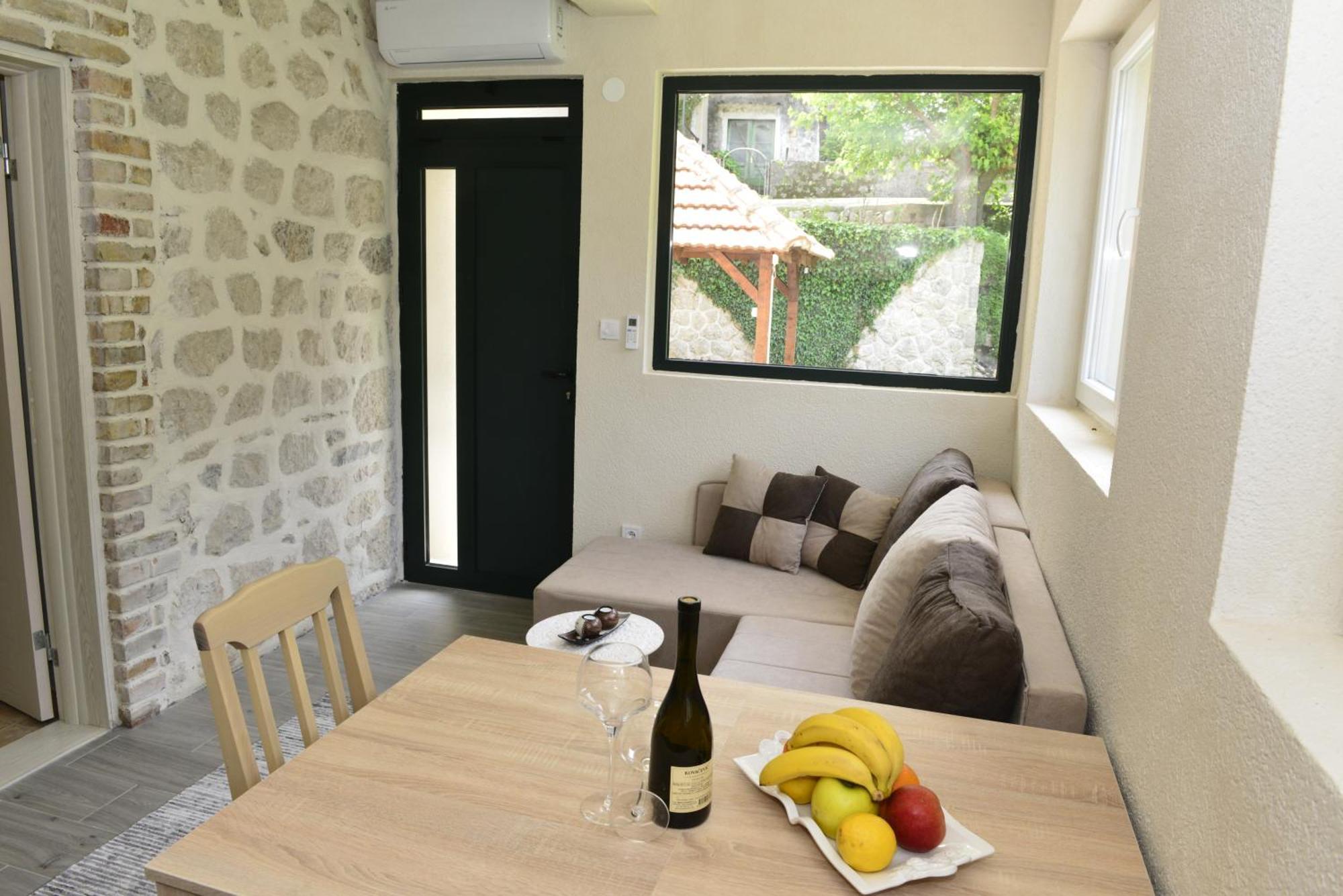 Villa Andrea Apartments With Parking Kotor Room photo