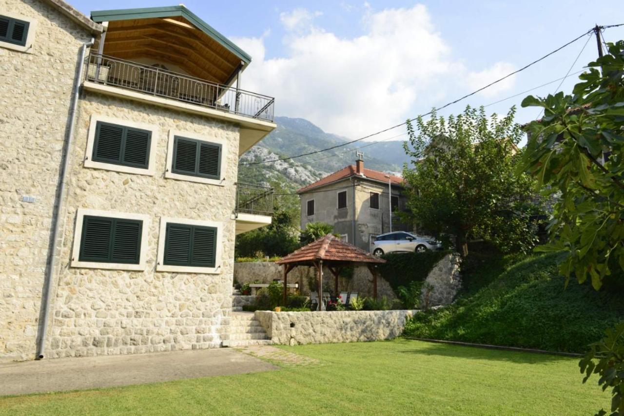 Villa Andrea Apartments With Parking Kotor Exterior photo